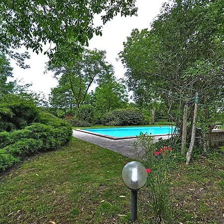 Sleeps 2 * Centeno